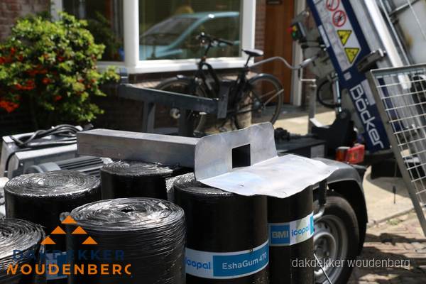 Dakbedekkingsmateriaal en dakgoot onderdelen in Woudenberg Dakbedekkingsmateriaal en dakgoot onderdelen in Woudenberg